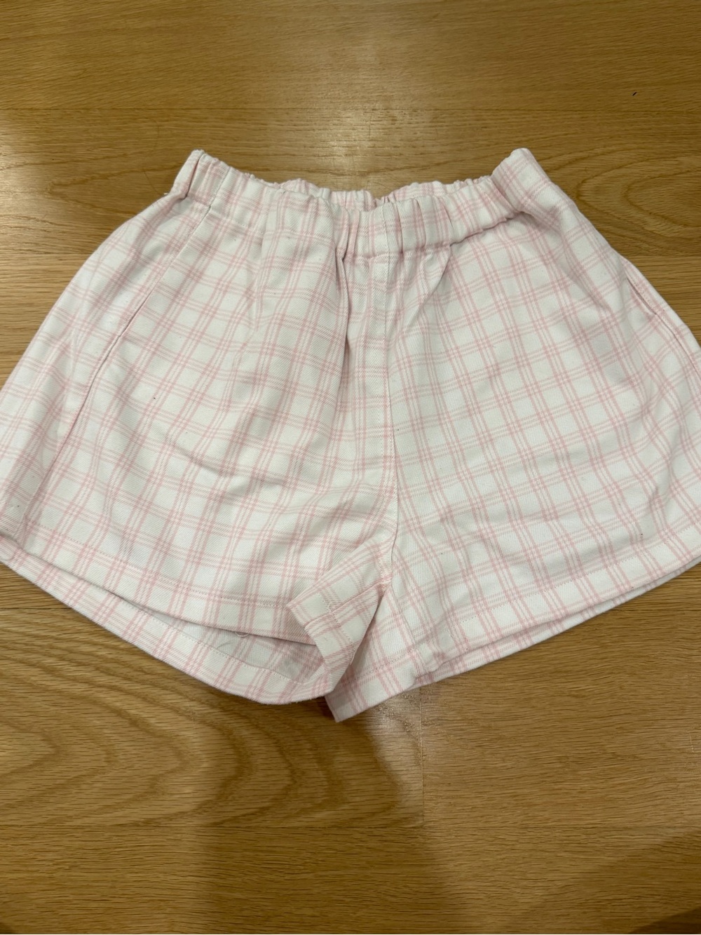 Brandy Melville White Pink Plaid Women’s Elastic-Waist Shorts w Pockets - NWOT